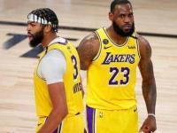 NBA常规赛：湖人队不敌勇士，詹姆斯独得40分