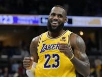 NBA常规赛收官：詹姆斯与库里目标显著