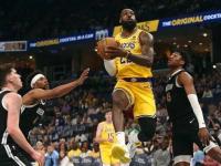 NBA常规赛冲刺大幕揭开两组对阵确定