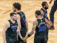 NBA总决赛揭幕战：绿军大胜独行侠，东部领先1-0！