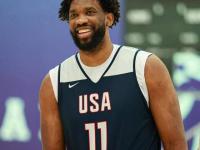 NBA常规赛MVP恩比德被科尔冷藏 美国男篮金牌梦更进一步